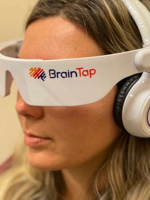 BrainTap headset with light-therapy visor
