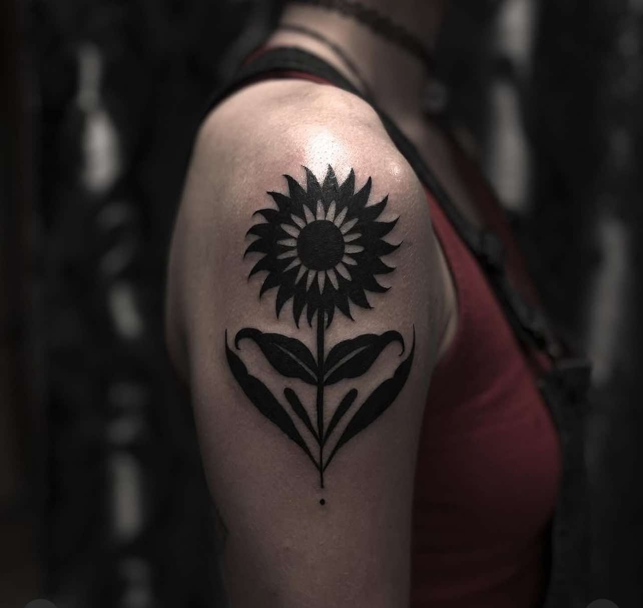 Ornamental tattoo by Bri